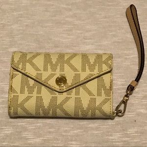 Michael Kors Phone Case Wallet